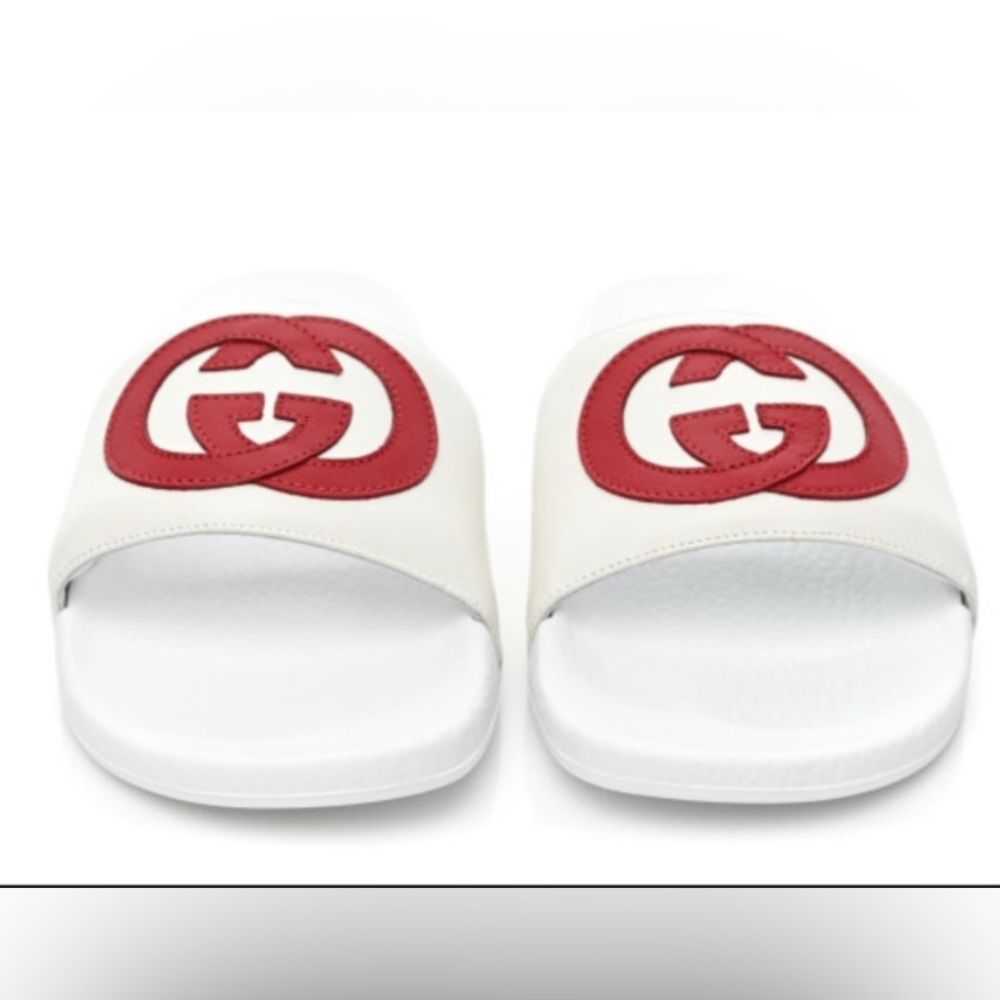 NWOB Women’s Gucci White Slides with Interlocking Red Logo 39